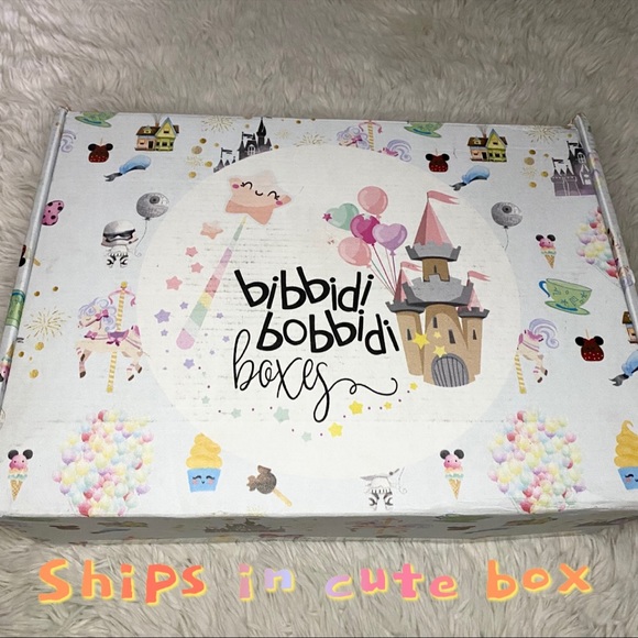 Disney Parks Aladdin Wishables and Wristlet - Picture 13 of 13